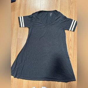 Natural Life Large Striped Jersey T Shirt Dress Gray White Knee V Neck Raw Hem